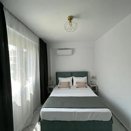 Lägenhet Emerald Luxury & Pool I Ofrínion
